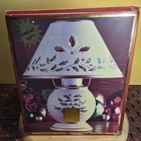 Lenox Christmas Holiday 10" Tea Light Lamp Holly Berry Design - Picture 1 of 8